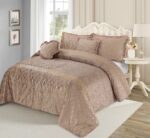 Golden Aura Velvet Comforter Set
